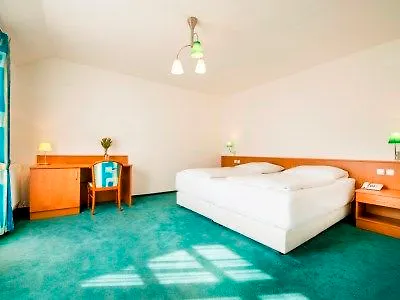 Dvorak Hotell